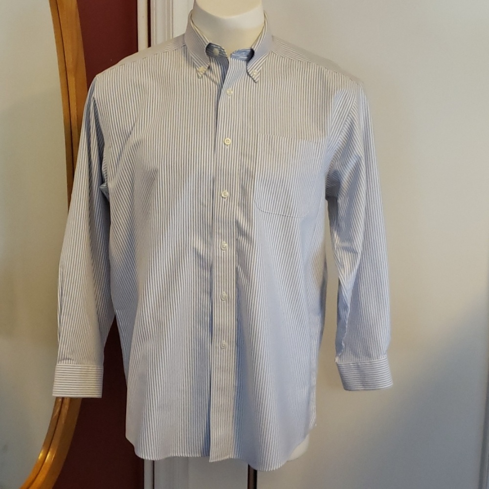 LL Bean Men's long sleeve button down shirt